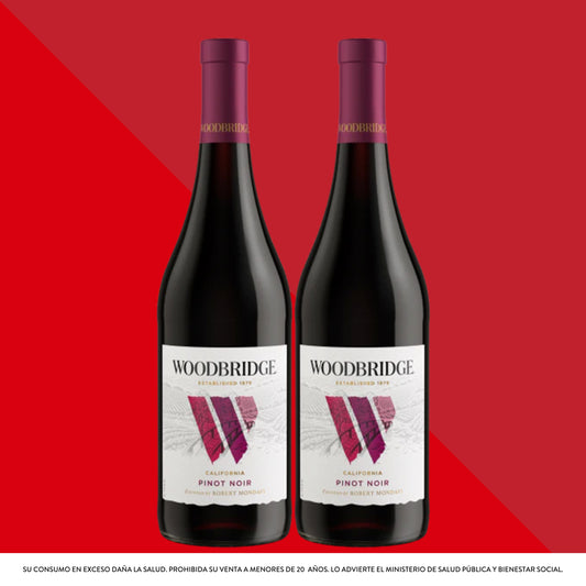 Woodbridge Pinot Noir 750 mL x2 Unidades